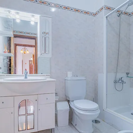 Calheta 3 Stars Apartment